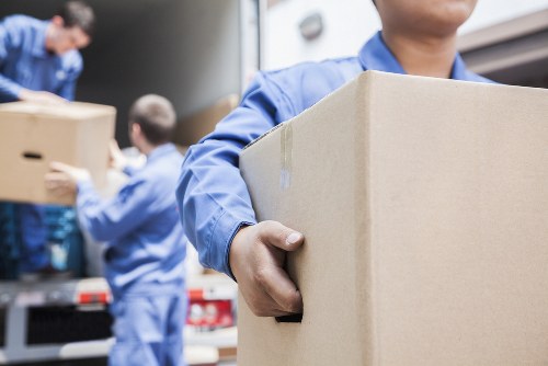 Professional packing and unpacking services in Catford for a smooth home move